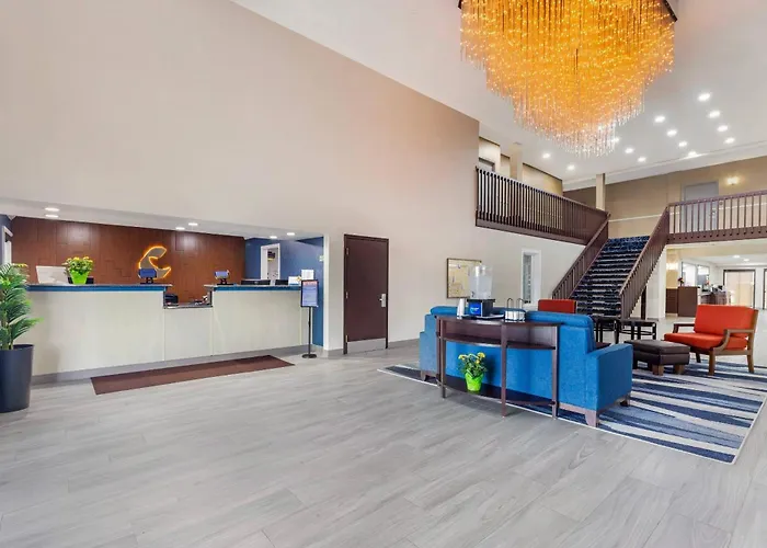 Comfort Inn Bourbonnais Near I-57