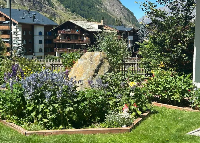 Hotel Adonis