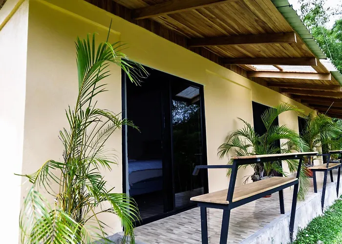 Essence Arenal Spa & Yoga El Castillo
