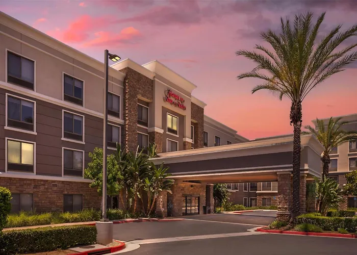 Hampton Inn & Suites