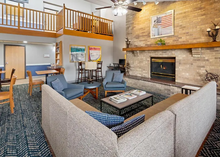 Americinn By Wyndham Dickinson