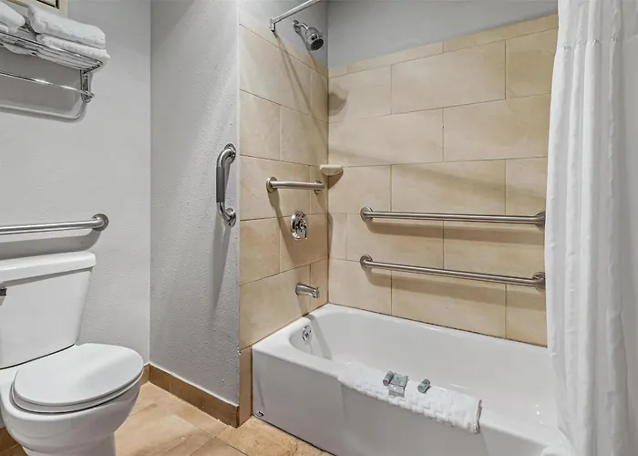 Best Western Ambassador Inn & Suites Wisconsin Dells