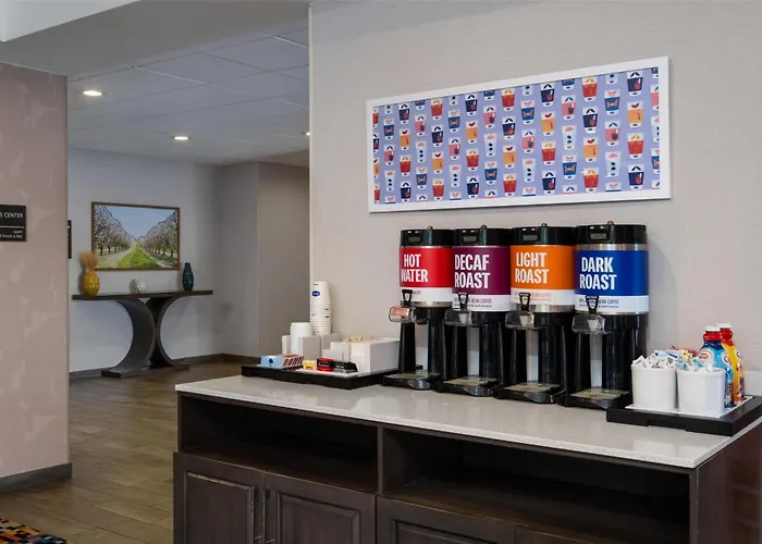 Hampton Inn By Hilton Turlock