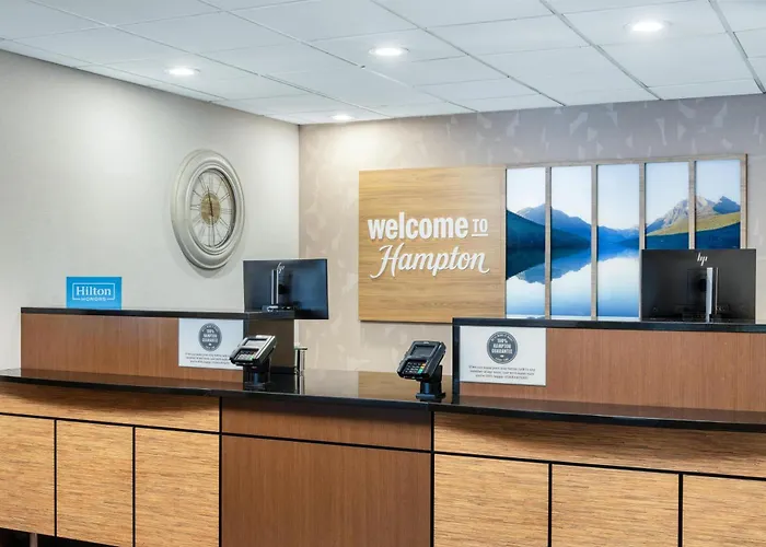 Hampton Inn Portland East Fairview