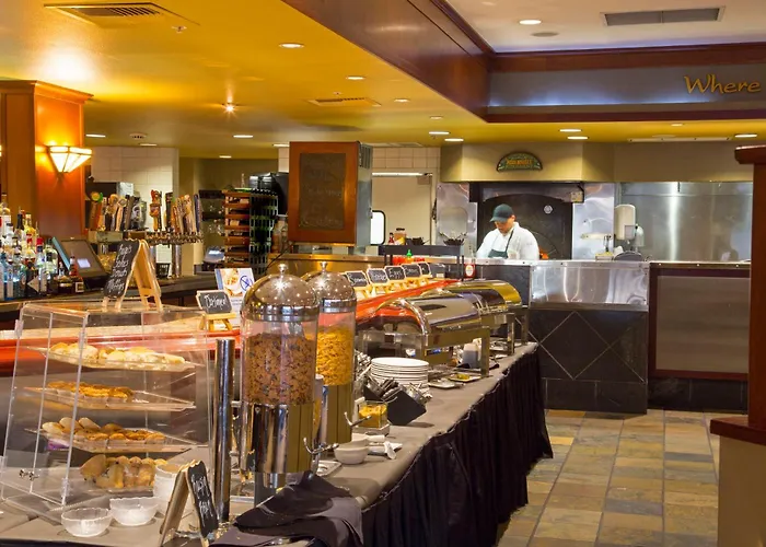 Best Western Plus Hilltop Inn