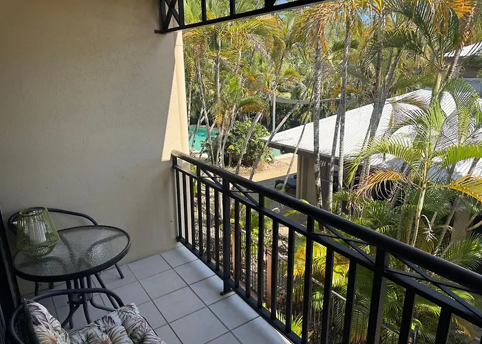 Trinity Beach Club Holiday Apartments