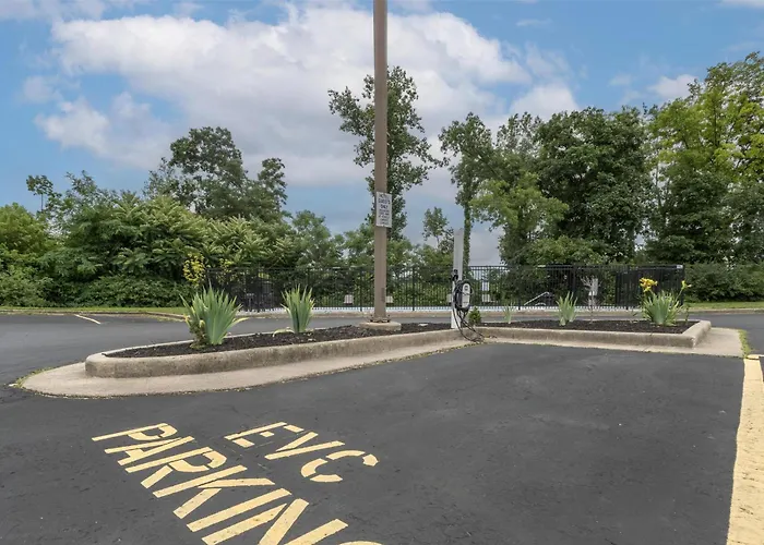 Best Western Fremont Angola I-80 90 Toll Road