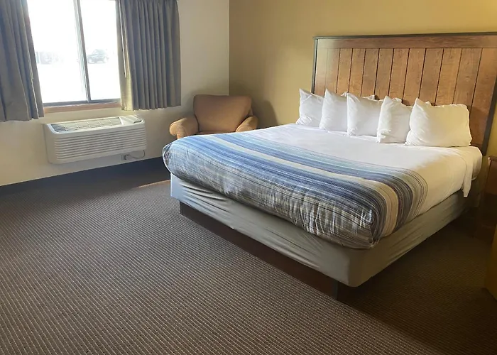 Americinn By Wyndham Two Harbors Near Lake Superior