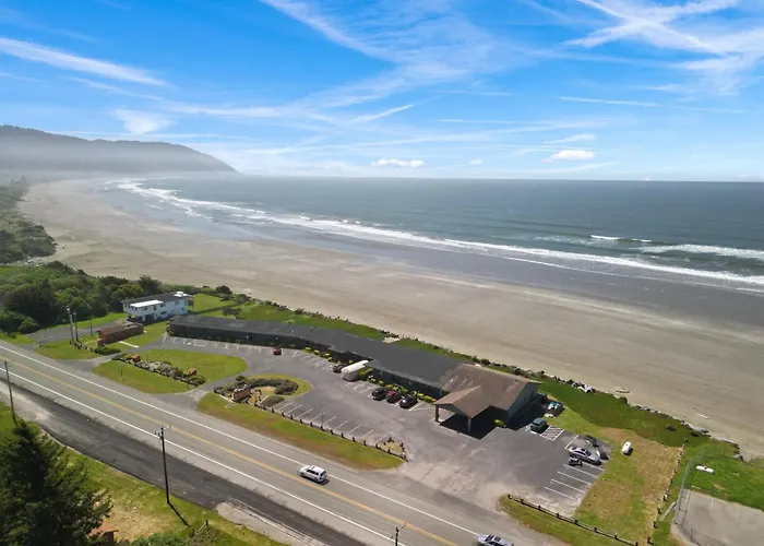 Crescent Beach Motel