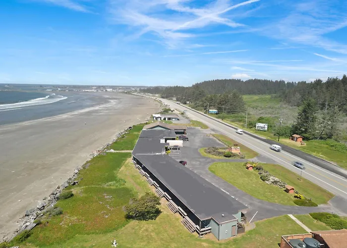Crescent Beach Motel