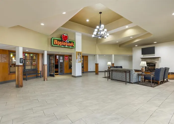 Best Western Plus York Hotel And Conference Center