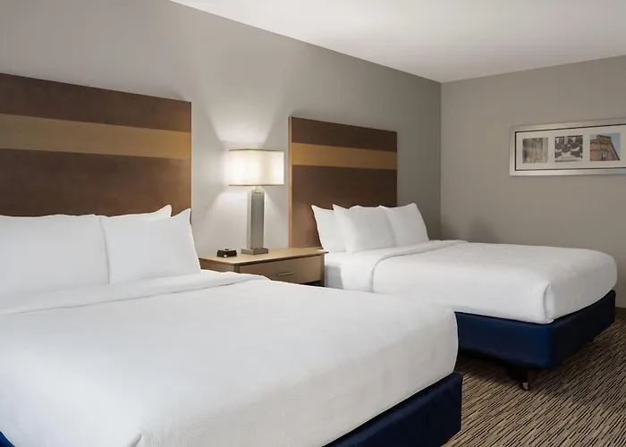 Little Crow Hotel & Conference, Trademark By Wyndham Spicer