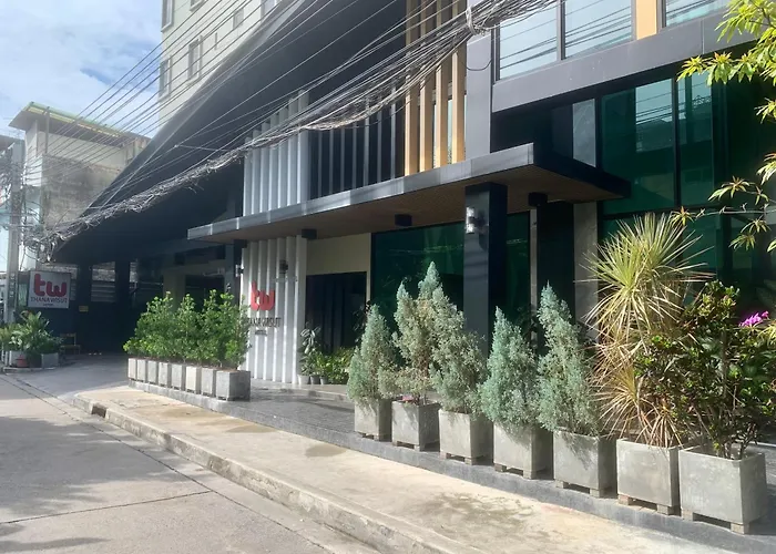 Thana Wisut Hotel