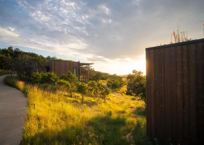 Onera Wimberley Hotel