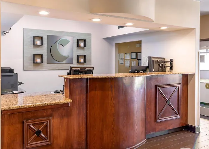 Comfort Suites North Dallas