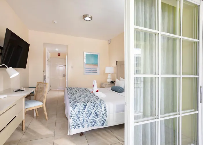 Bay Gardens Hotel
