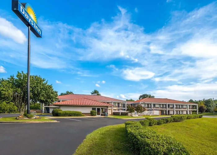 Days Inn By Wyndham Augusta Wheeler Road