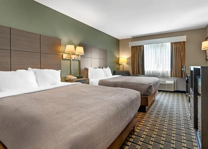 Quality Inn Mauston I-90