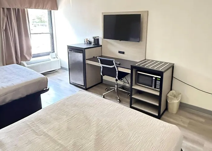 Quality Inn & Suites Thomasville-High Point