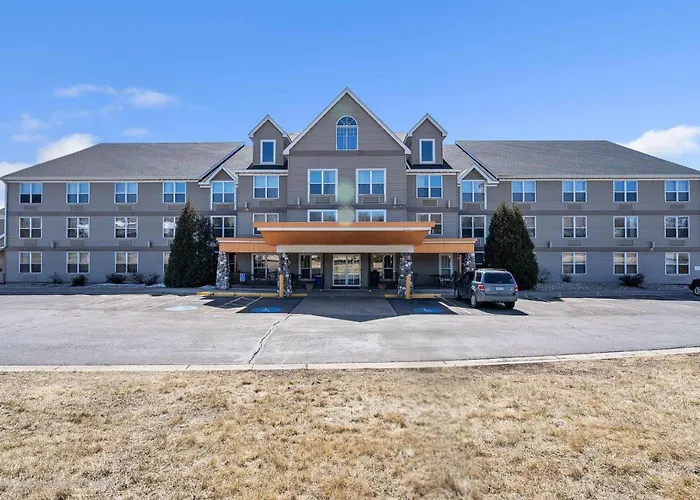 Sleep Inn & Suites Near Spirit Mountain