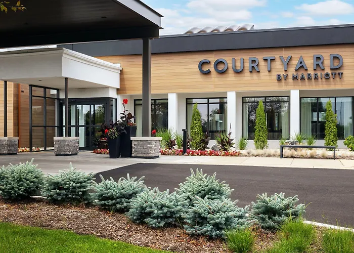 Courtyard By Marriott Chicago Waukegan / Gurnee Hotel