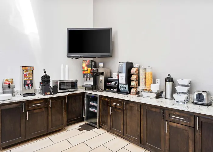 Surestay Hotel By Best Western Albuquerque Midtown