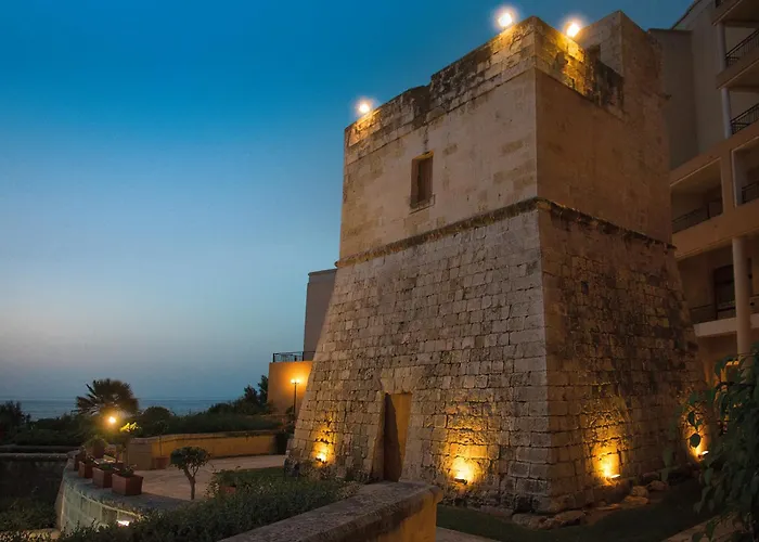 Hotel Corinthia St George'S Bay à San Ġiljan