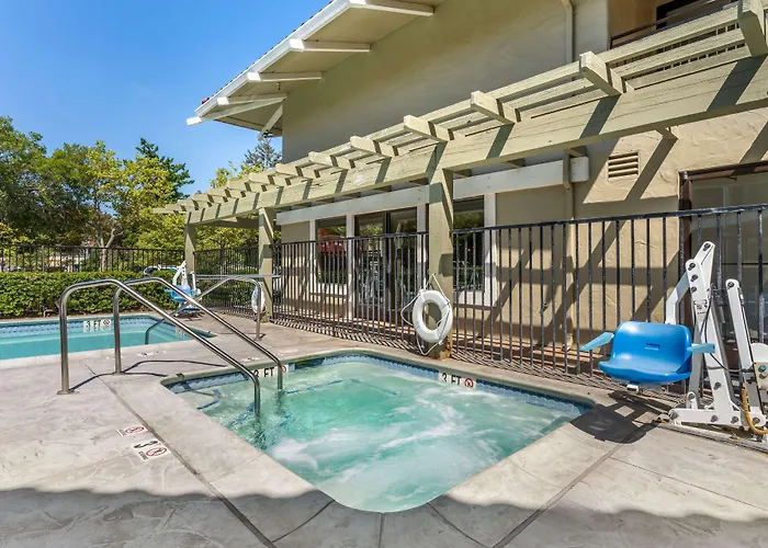 Best Western Plus Inn Scotts Valley