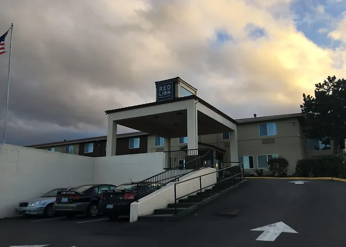 Red Lion Inn & Suites Sequim At Olympic National Park