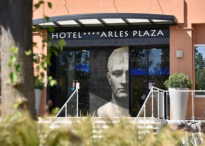 Hôtel Arles Plaza