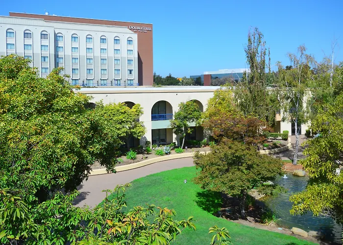 Doubletree By Hilton Newark-Fremont Hotel