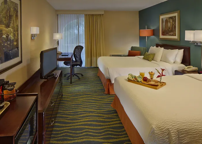 Fairfield Inn And Suites By Marriott Palm Beach