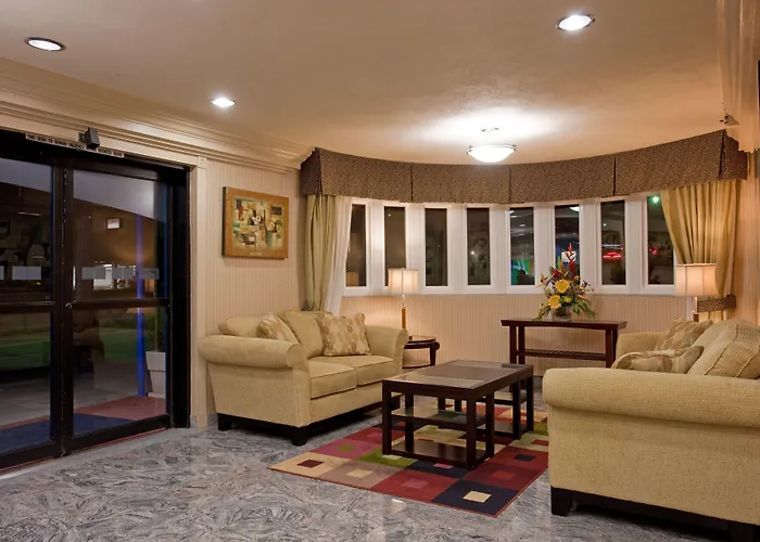Century Park Hotel La (Adults Only)