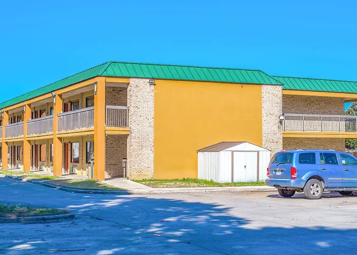 Mayfair Inn