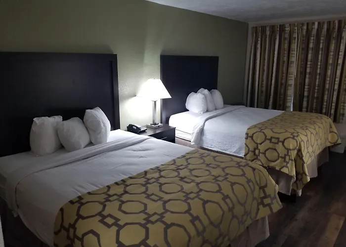 Baymont By Wyndham Lake City I-75