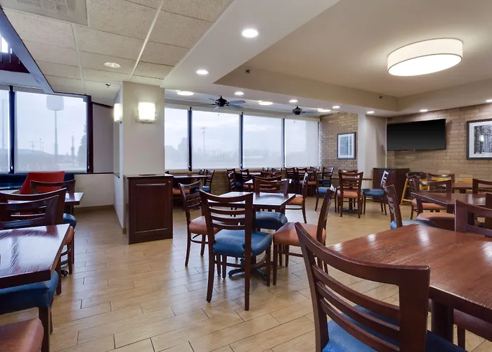 Pear Tree Inn Sikeston
