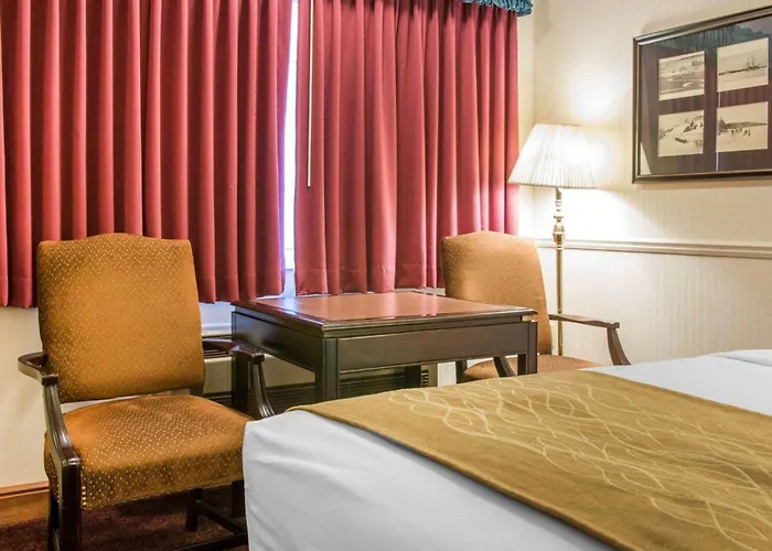 Comfort Inn Lakeside Mackinaw City
