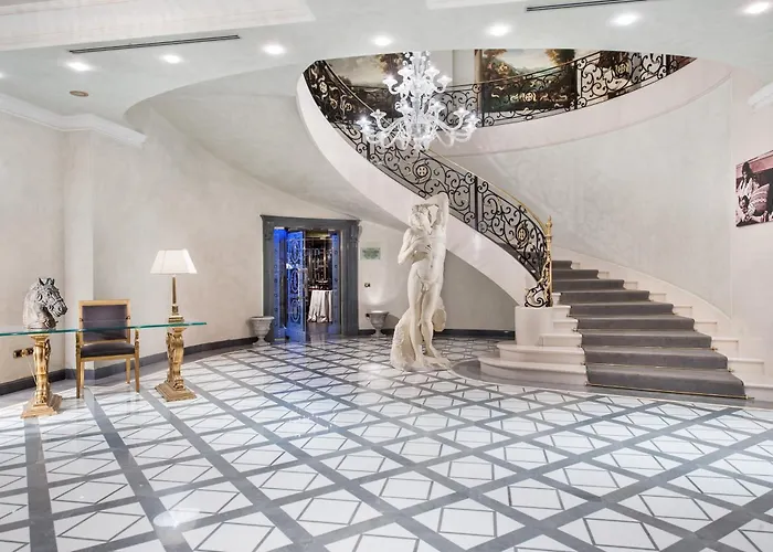 Royal Hotel Carlton