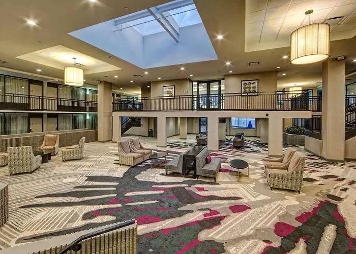 Doubletree By Hilton Decatur Riverfront