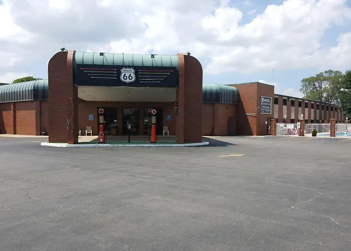 Route 66 Hotel, Southern View, Illinois