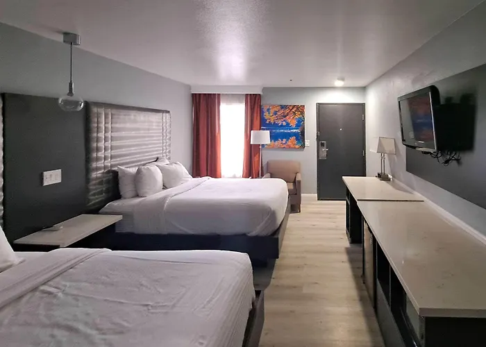 Clarion Pointe El Cajon San Diego East