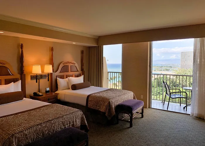 Outrigger Reef Waikiki Beach Resort