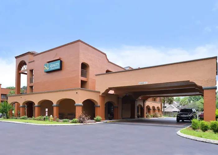 Quality Inn & Suites Jacksonville-Baymeadows