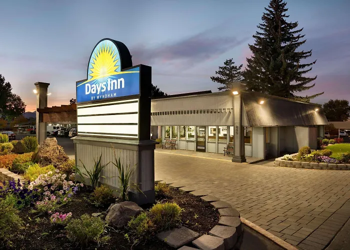 Days Inn By Wyndham Bend