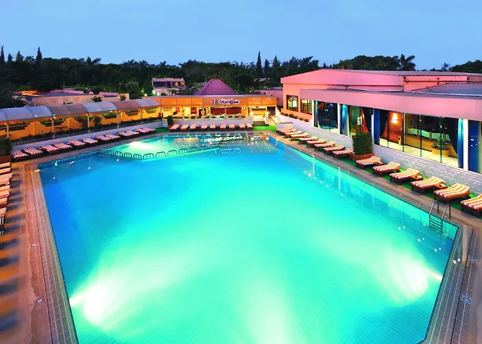 Cairo Pyramids Hotel