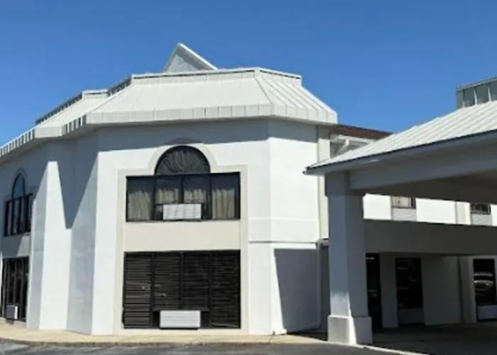 Quality Inn & Suites Thomasville-High Point