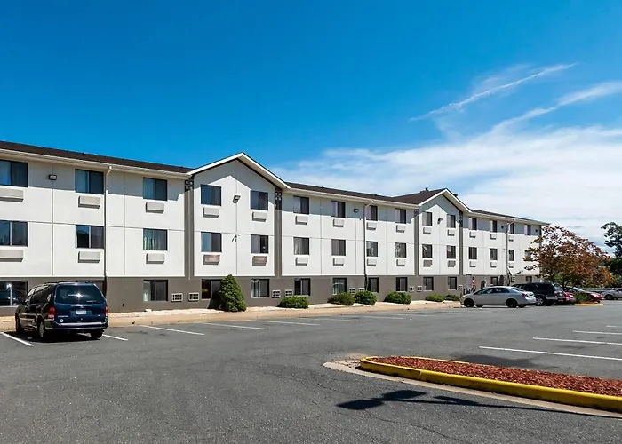 Super 8 By Wyndham Dumfries/Quantico