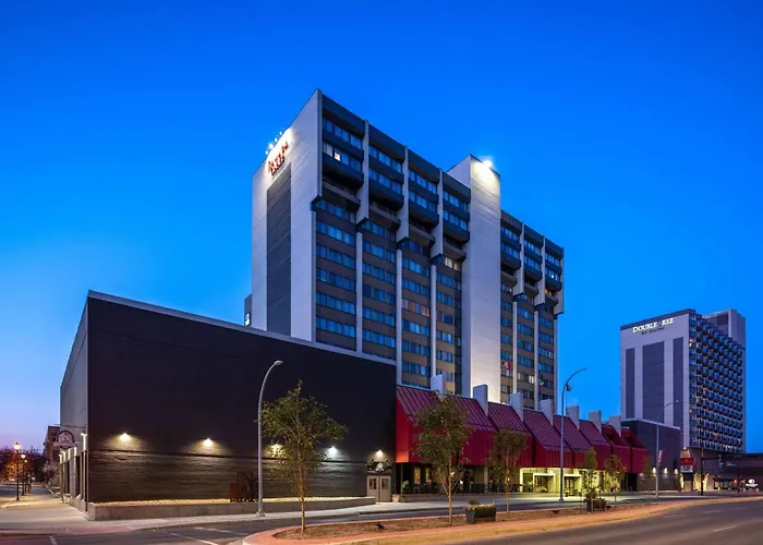 Ramada Plaza By Wyndham Regina Downtown