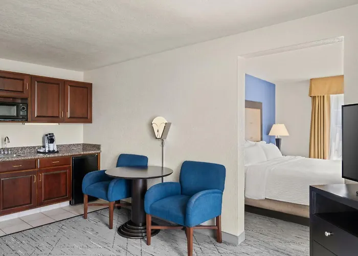 Holiday Inn Express & Suites New Buffalo, Mi By Ihg