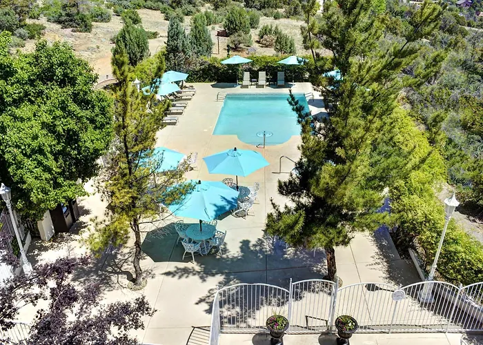 Forest Villas Hotel